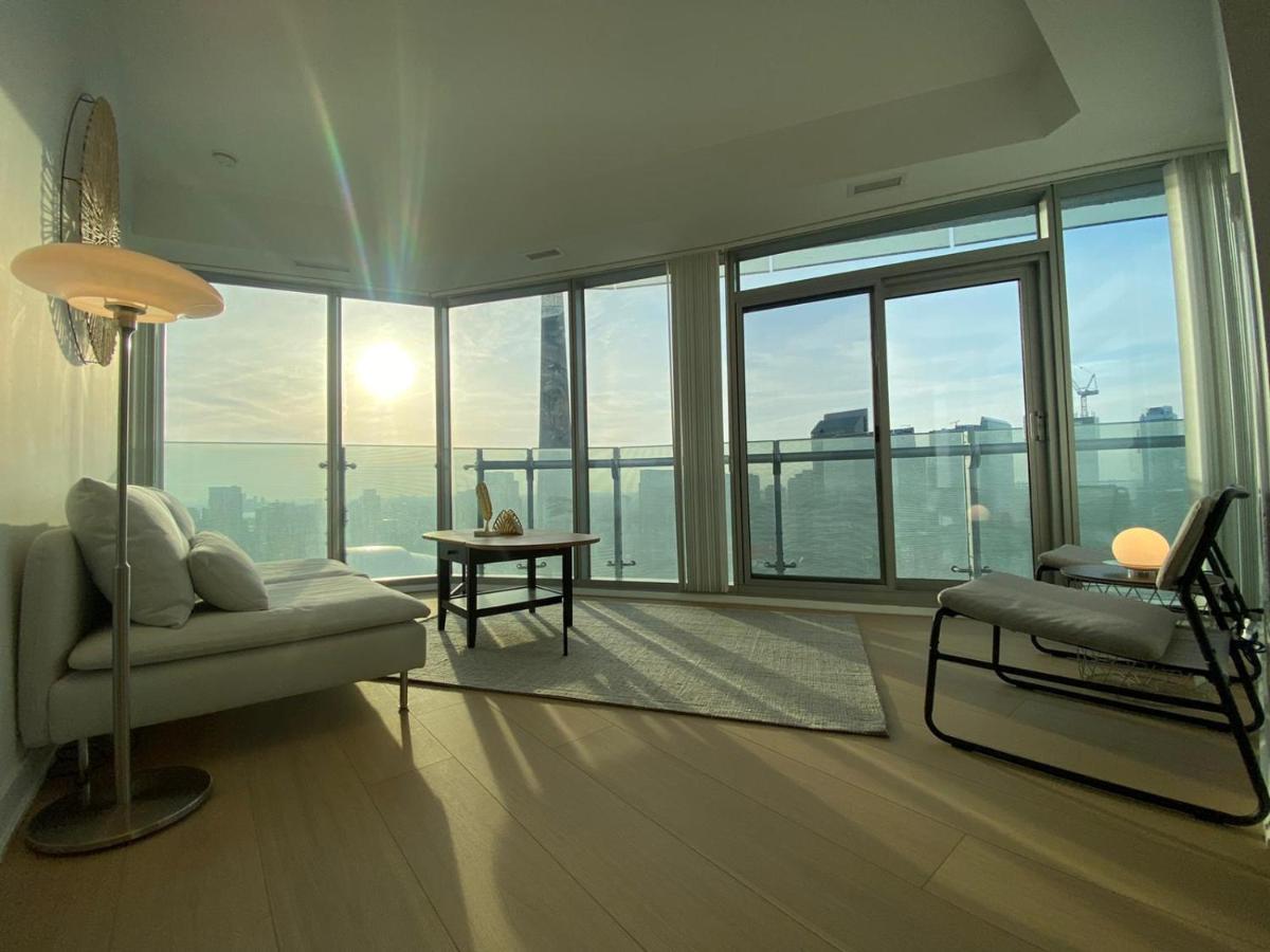 Stunning View At Ice Condos Toronto Exterior photo
